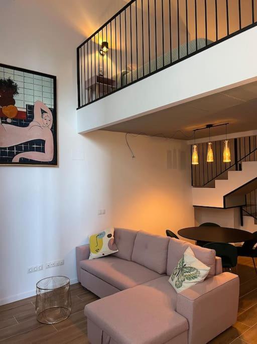 Alameda Velvet Ciudad Ciencias - Housevanlive バレンシア エクステリア 写真