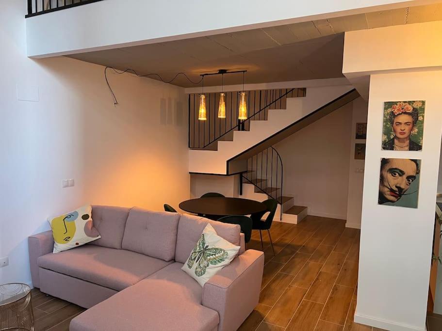 Alameda Velvet Ciudad Ciencias - Housevanlive バレンシア エクステリア 写真